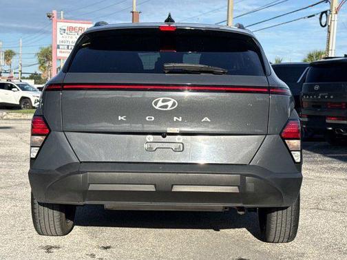 Ecotronic Gray Pearl 2024 Hyundai KONA SEL