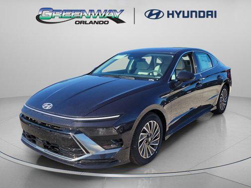 2025 Hyundai SONATA Hybrid SE