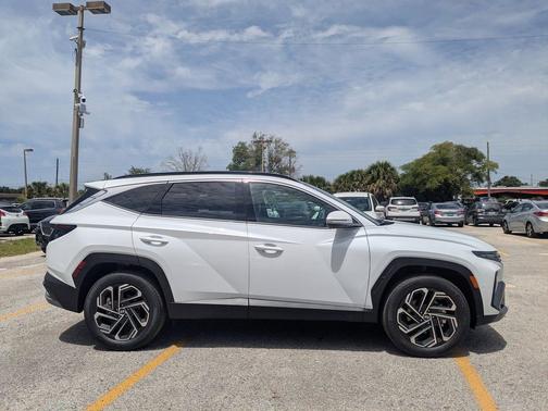 Creamy White Pearl 2026 Hyundai TUCSON Hybrid Limited