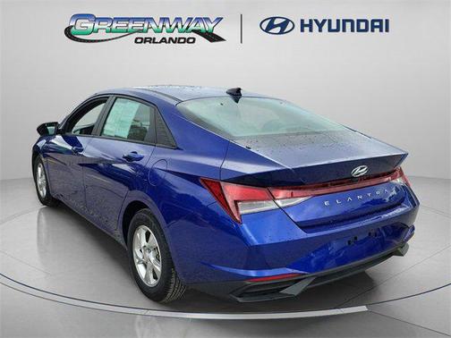 2023 Hyundai ELANTRA SE