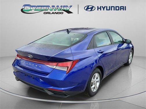 2023 Hyundai ELANTRA SE