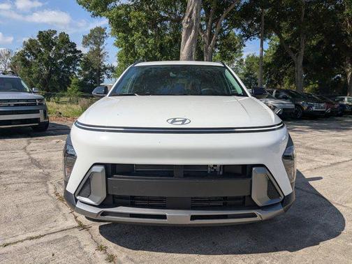 Atlas White 2026 Hyundai KONA SEL Premium