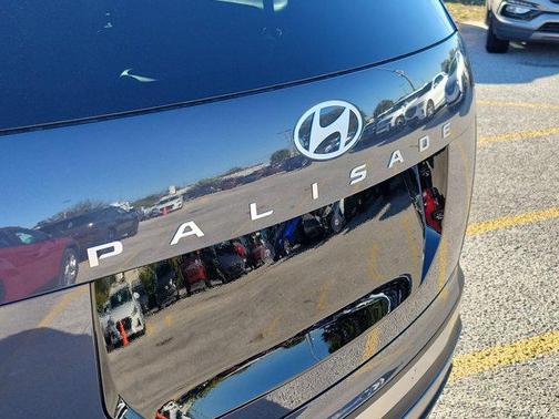 2026 Hyundai PALISADE SEL Premium