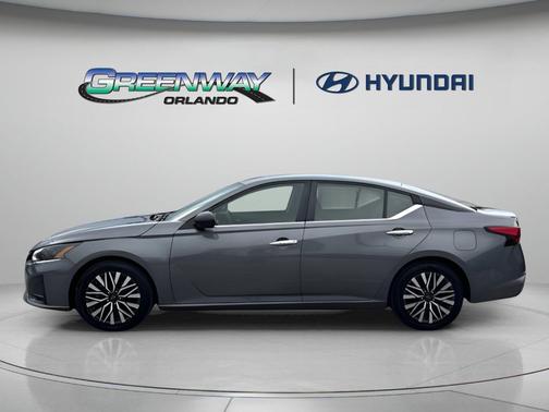 Gun Metallic 2024 Nissan Altima 2.5 SV