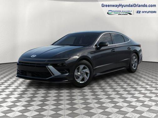 2025 Hyundai SONATA SE