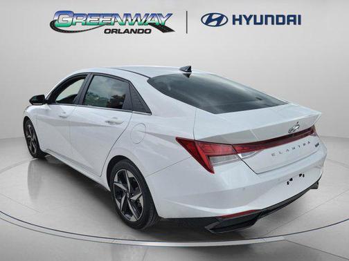 2023 Hyundai ELANTRA Limited