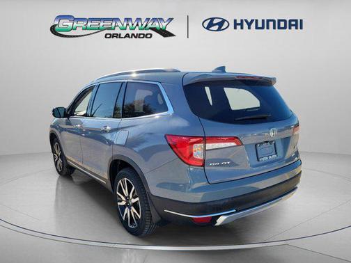 2022 Honda Pilot Touring 8-Passenger