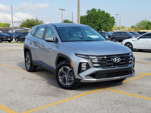 2026 Hyundai TUCSON Hybrid Blue SE