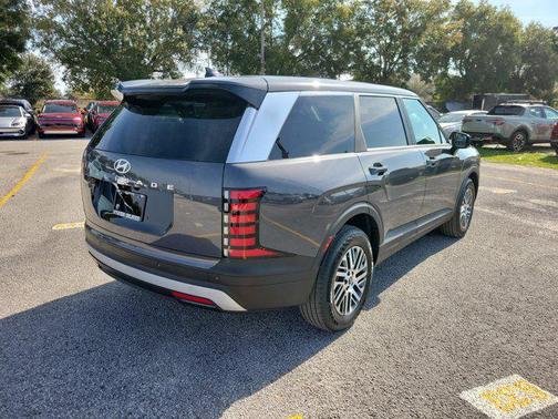 2026 Hyundai PALISADE SE