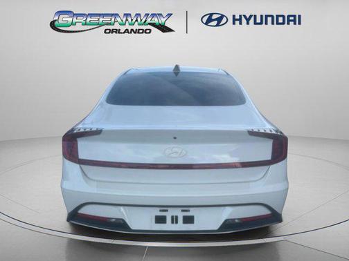 2021 Hyundai SONATA SE