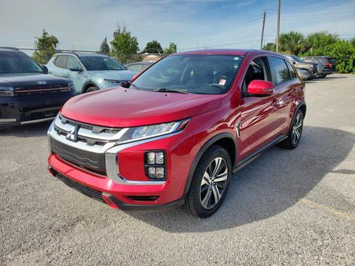 2023 Mitsubishi Outlander Sport SE