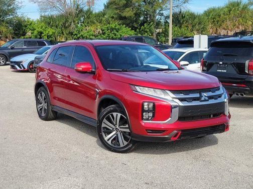 2023 Mitsubishi Outlander Sport SE