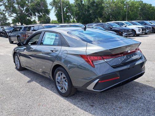 2025 Hyundai ELANTRA HEV Blue