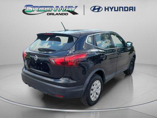 2018 Nissan Rogue Sport S