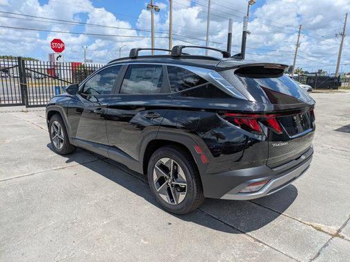 Phantom Black 2026 Hyundai TUCSON SEL