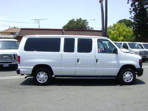 2009 Ford E150 XL Wagon
