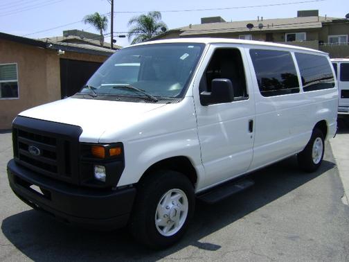 2009 Ford E150 XL Wagon