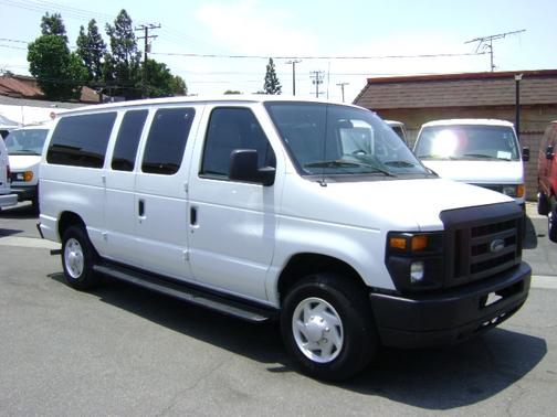 2009 Ford E150 XL Wagon