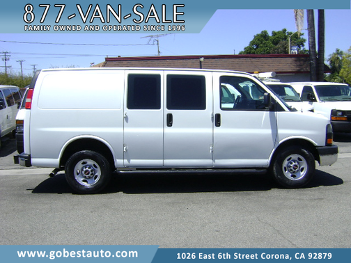 WHITE 2014 GMC Savana 2500 LT