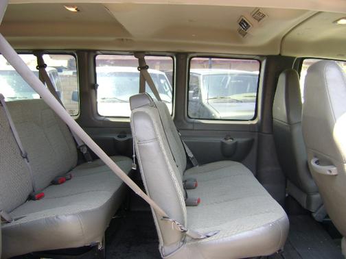 2008 Chevrolet Express 2500 LS Wagon