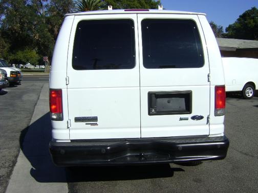 2014 Ford E350 Super Duty 