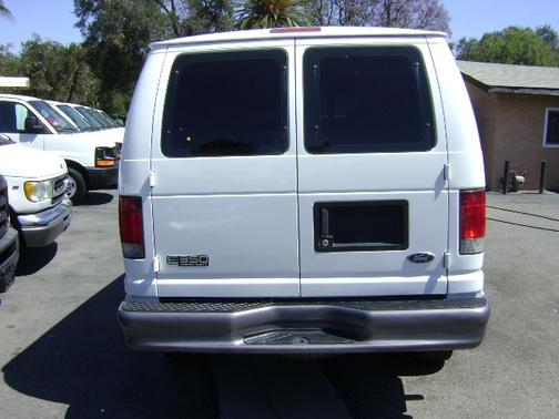 WHITE 2001 Ford E350 Super Duty XL Wagon