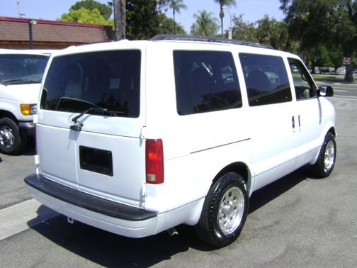 2005 Chevrolet Astro LS