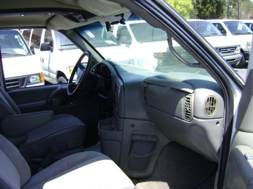 2005 Chevrolet Astro LS