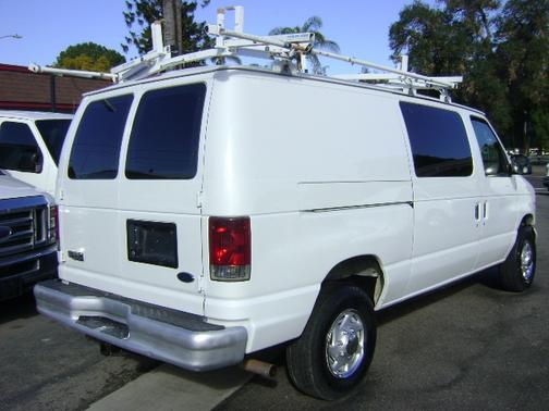 2002 Ford E350 Super Duty Commercial