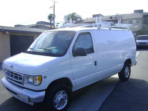 2002 Ford E350 Super Duty Commercial