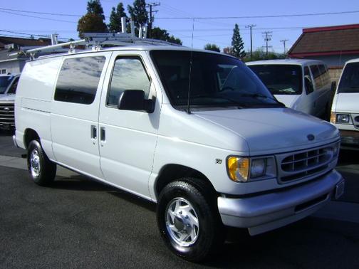 2002 Ford E350 Super Duty Commercial