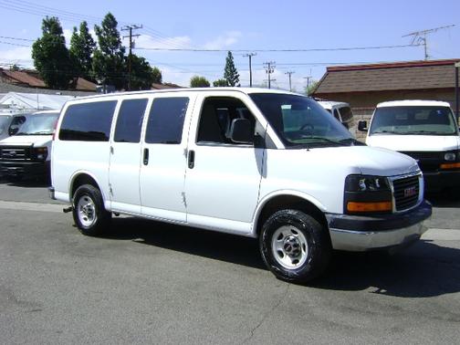 2010 GMC Savana 3500 LS