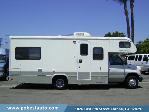 2005 Ford E350 Super Duty XL Extended Wagon