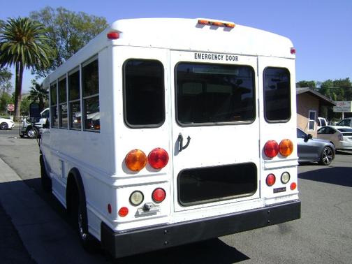 WHITE 2008 Chevrolet Express 3500 Base