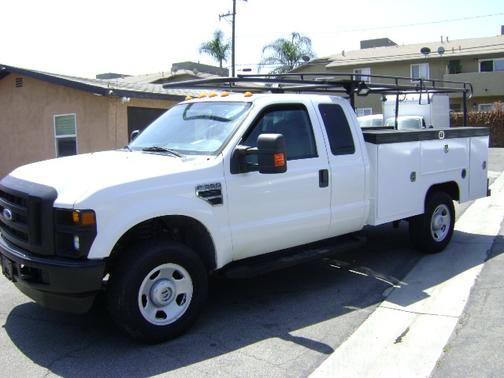 2008 Ford F-350 XL SuperCab Super Duty