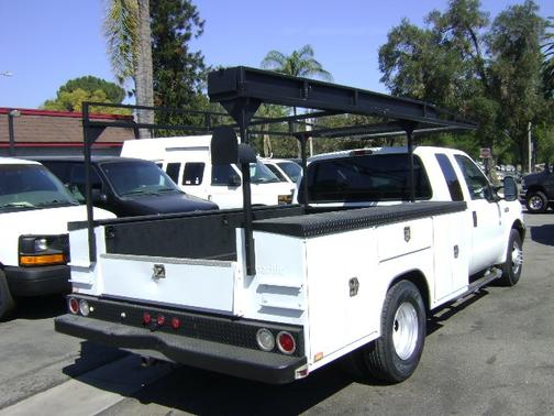 2003 Ford F-350 XL SuperCab Super Duty DRW