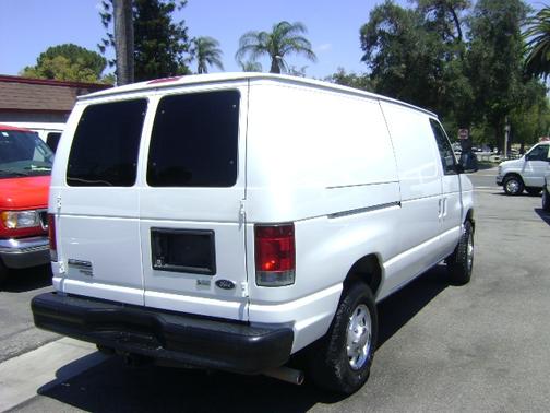 White 2011 Ford E350 Super Duty Cargo