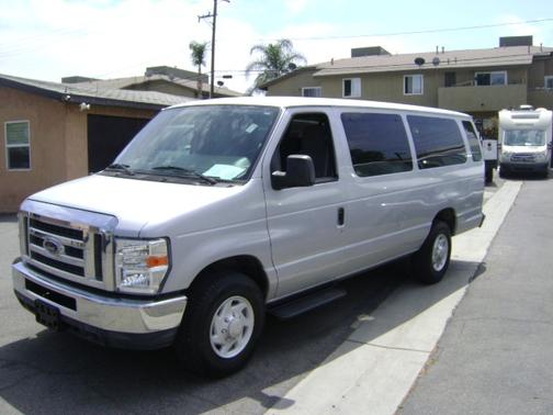 2011 Ford E350 Super Duty XLT
