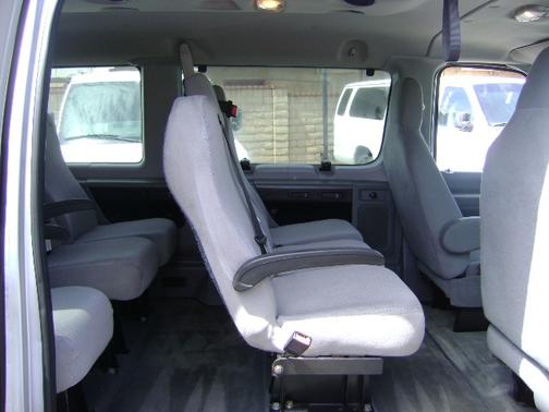 2011 Ford E350 Super Duty XLT
