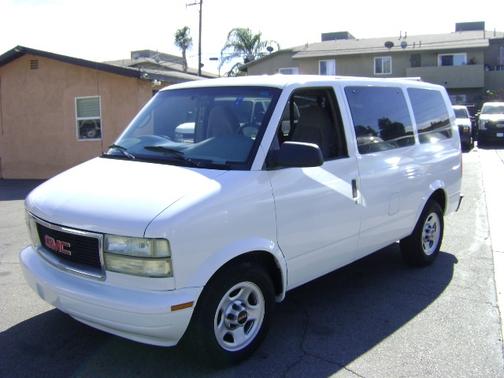 2003 GMC Safari Base