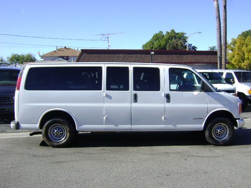 2001 Chevrolet Express 3500 Extended Wagon