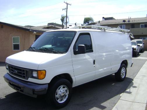 2006 Ford E350 Super Duty Cargo