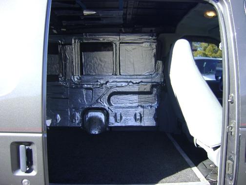 2008 Ford E350 Super Duty Cargo