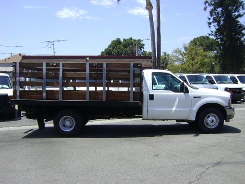 WHITE 2004 Ford F-350 XL