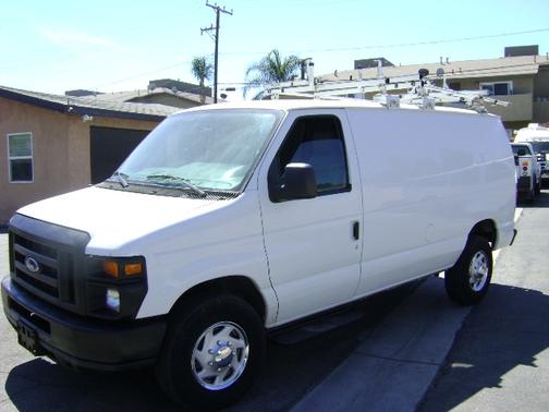 2013 Ford E350 Super Duty Cargo