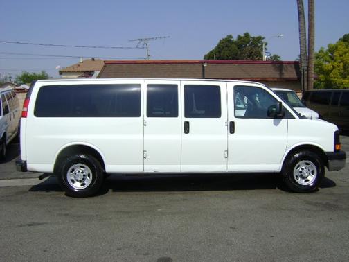 2011 Chevrolet Express 3500 