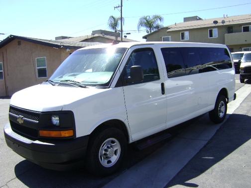 WHITE 2013 Ford E350 Super Duty XL