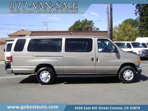 2003 Ford E350 Super Duty XLT Extended Wagon