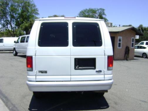 2001 Ford E150 XL Wagon