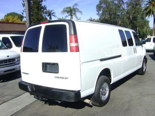 2005 Chevrolet Express 3500 Extended Wagon